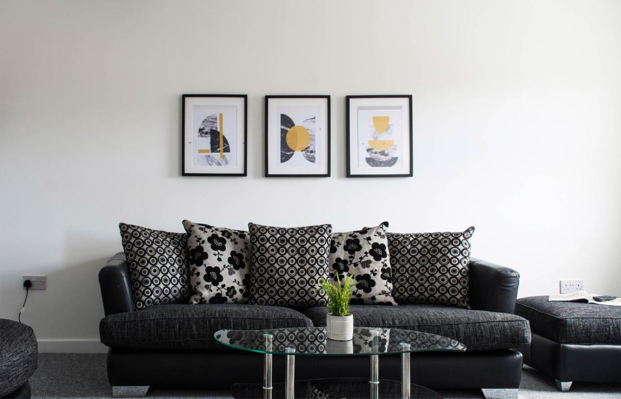 Golden Key Apartments Lillington  エクステリア 写真