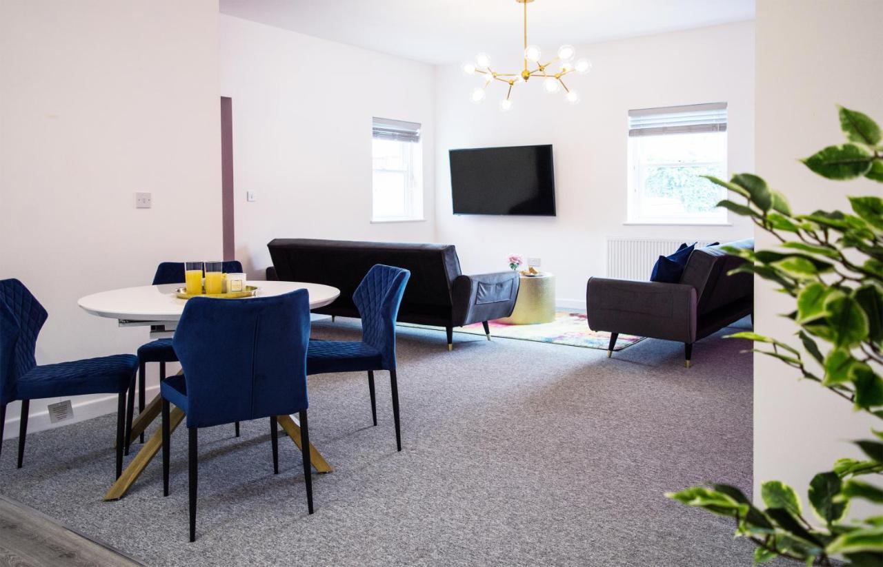 Golden Key Apartments Lillington  エクステリア 写真